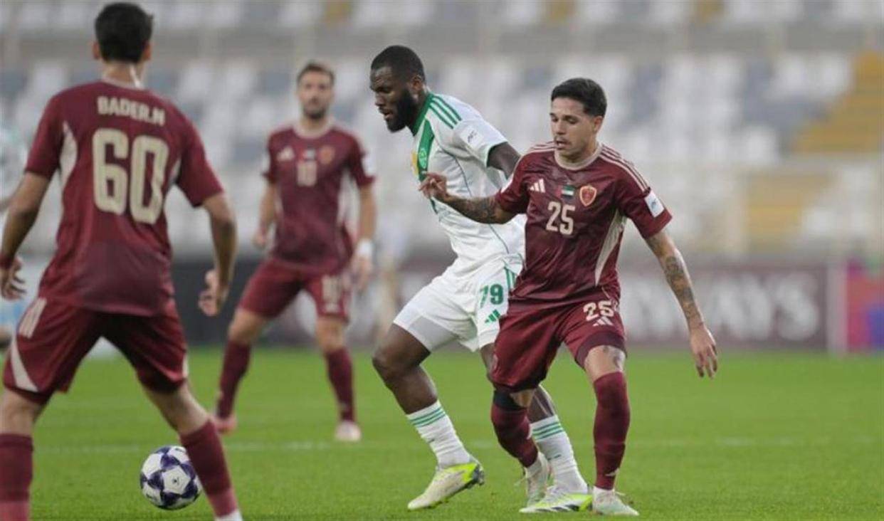 英雄联盟-包含赛后中超焦点战；瓦伦西亚队长鼓劲；态度坚定；更衣室氛围转暖的词条