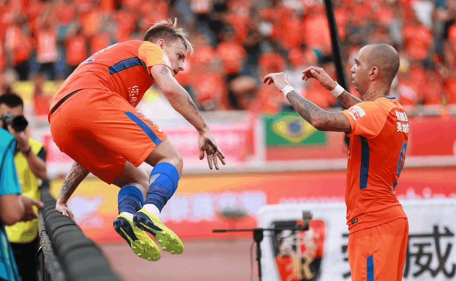 WCG-罗马迎亚冠关键赛；冲刺阶段战术微调；话题不断；心理建设被强调