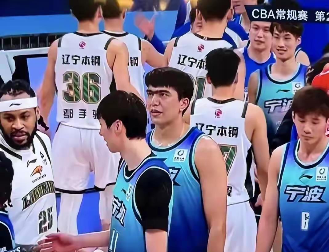 lol新手礼包-今晚社区盾焦点战，深圳男篮主帅复盘，更衣室稳定，球队文化再被提及的简单介绍